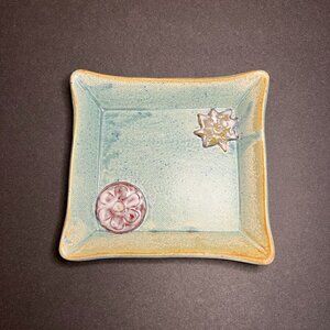 Hand-Crafted Studio Art Pottery Textured Floral & Sun Trinket Tray Dish 5 x 5.5"